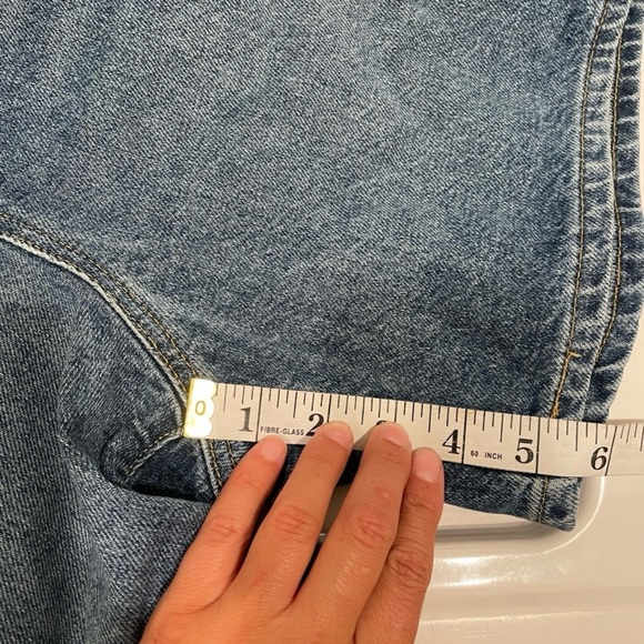 Levi’s Denim Short Overalls | Size Small | NWT | Vintage-Inspired Workwear Style - Picture 10 of 11